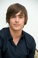 Zac Efron Longsleeve T-shirt #2409912