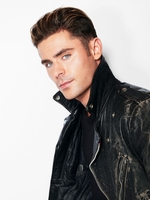 Zac Efron Longsleeve T-shirt #3876673