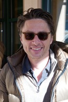 Zach Braff Sweatshirt #2426840