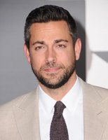 Zachary Levi Sweatshirt #2926734