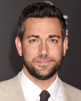 Zachary Levi Sweatshirt #2926744