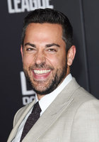 Zachary Levi Sweatshirt #2926756