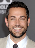 Zachary Levi Sweatshirt #2926759