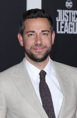 Zachary Levi puzzle 2926780