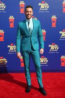 Zachary Levi Sweatshirt #3872767
