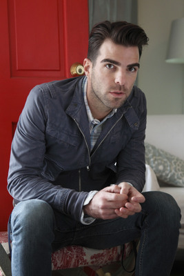 Zachary Quinto Mouse Pad 1972116