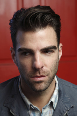 Zachary Quinto Poster 2192213