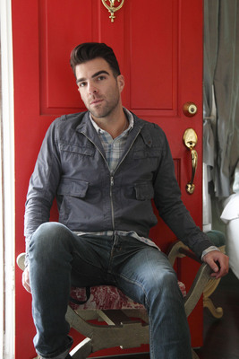 Zachary Quinto Poster 2192238