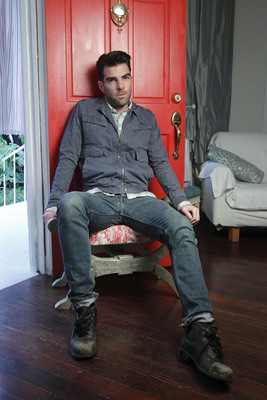 Zachary Quinto puzzle 2192276