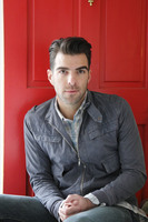 Zachary Quinto Sweatshirt #2192294