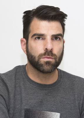 Zachary Quinto Poster 2707773
