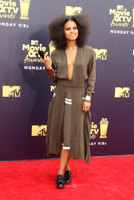 Zazie Beetz Longsleeve T-shirt #3317037