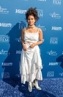 Zazie Beetz Longsleeve T-shirt #3809597