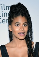 Zazie Beetz Longsleeve T-shirt #3882422
