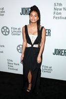 Zazie Beetz Sweatshirt #3882535