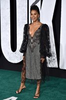 Zazie Beetz Sweatshirt #3882557