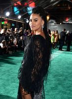 Zazie Beetz Sweatshirt #3882638