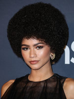 Zendaya Sweatshirt #2834993