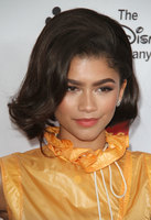 Zendaya t-shirt #2835000