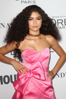 Zendaya Sweatshirt #2897837