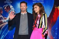 Zendaya Sweatshirt #2933329