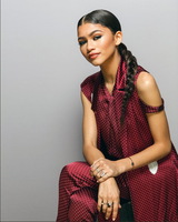 Zendaya Longsleeve T-shirt #3675231
