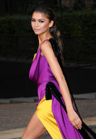 Zendaya t-shirt #3760732