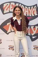 Zendaya t-shirt #3831081