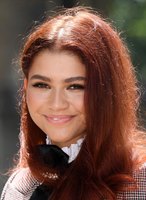 Zendaya Sweatshirt #3861762
