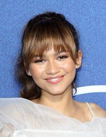 Zendaya Sweatshirt #3861974