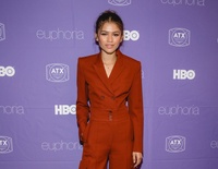 Zendaya Longsleeve T-shirt #3862014