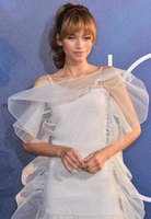 Zendaya t-shirt #3862042