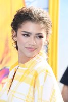 Zendaya Longsleeve T-shirt #3862077