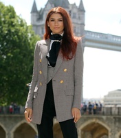 Zendaya Longsleeve T-shirt #3862086