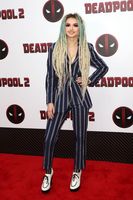 Zhavia Ward t-shirt #3869727