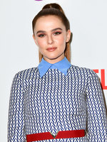Zoey Deutch t-shirt #3271979