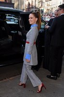 Zoey Deutch mug #G1563709