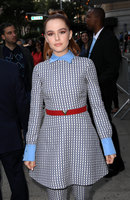 Zoey Deutch Longsleeve T-shirt #3321635