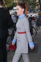 Zoey Deutch Longsleeve T-shirt #3321641