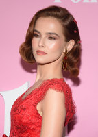 Zoey Deutch t-shirt #3893598