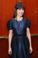 Zooey Deschanel Sweatshirt #2271184