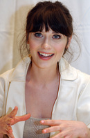 Zooey Deschanel Sweatshirt #2271187