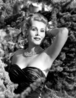 Zsa Zsa Gabor Sweatshirt #1538509