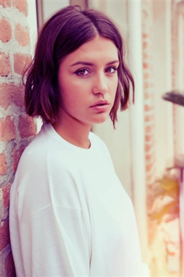 Adele Exarchopoulos Longsleeve T-shirt