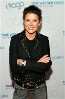 Amanda Bearse t-shirt #3976907