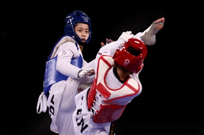 Chia-Ling Lo posters
