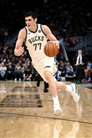 Ersan Ilyasova longsleeve t-shirt #4003843