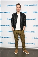 Jordan Gavaris magic mug #G3434351