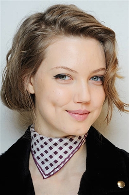 Lindsey Wixson puzzle