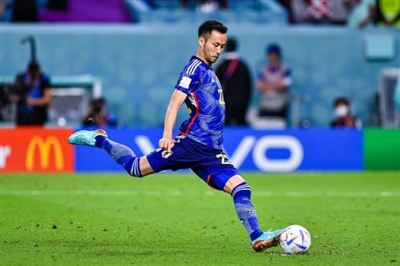 Maya Yoshida T-shirt